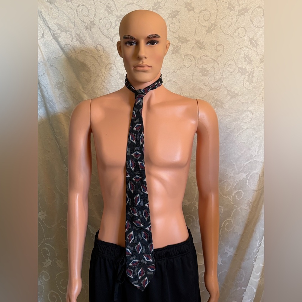 Concerto Black Tie With Maroon, Blue & White Scattered Diamond Pattern [Good]